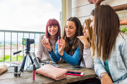 Influencerler dijital iletişimde öncü bir rol oynuyor