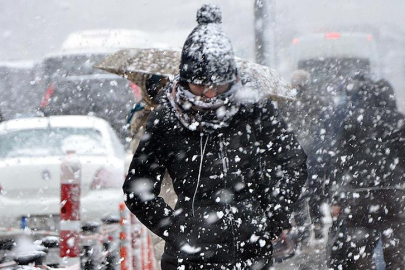 İstanbul'da yarın okullar tatil edildi